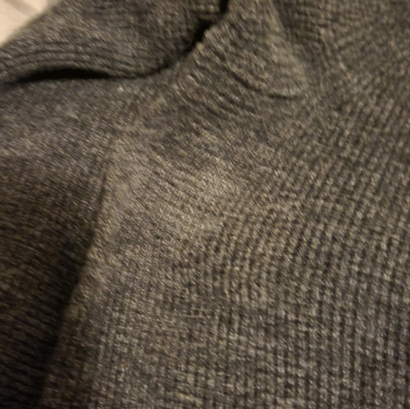 Cashmere Sweater - Picture 5 of 5